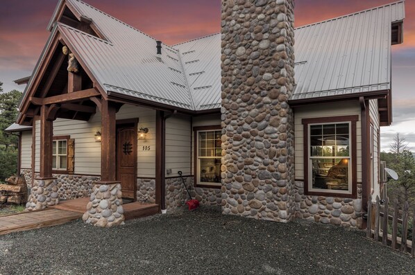 Studio (4 Bedrooms) | Property amenity