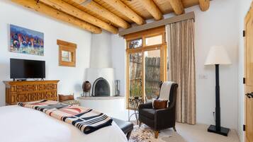 Villa, 2 Bedrooms | 2 bedrooms, individually decorated, individually furnished, free WiFi