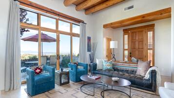 Villa, 2 Bedrooms | Interior