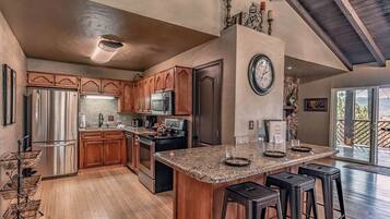 Studio (6 Bedrooms) | Ausstattung der Unterkunft