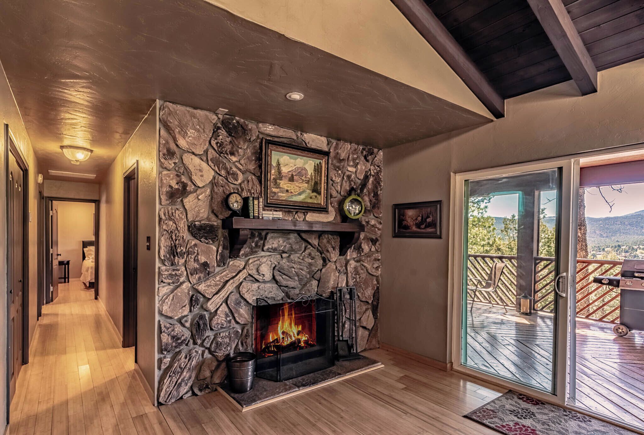 Studio (6 Bedrooms) | Property amenity