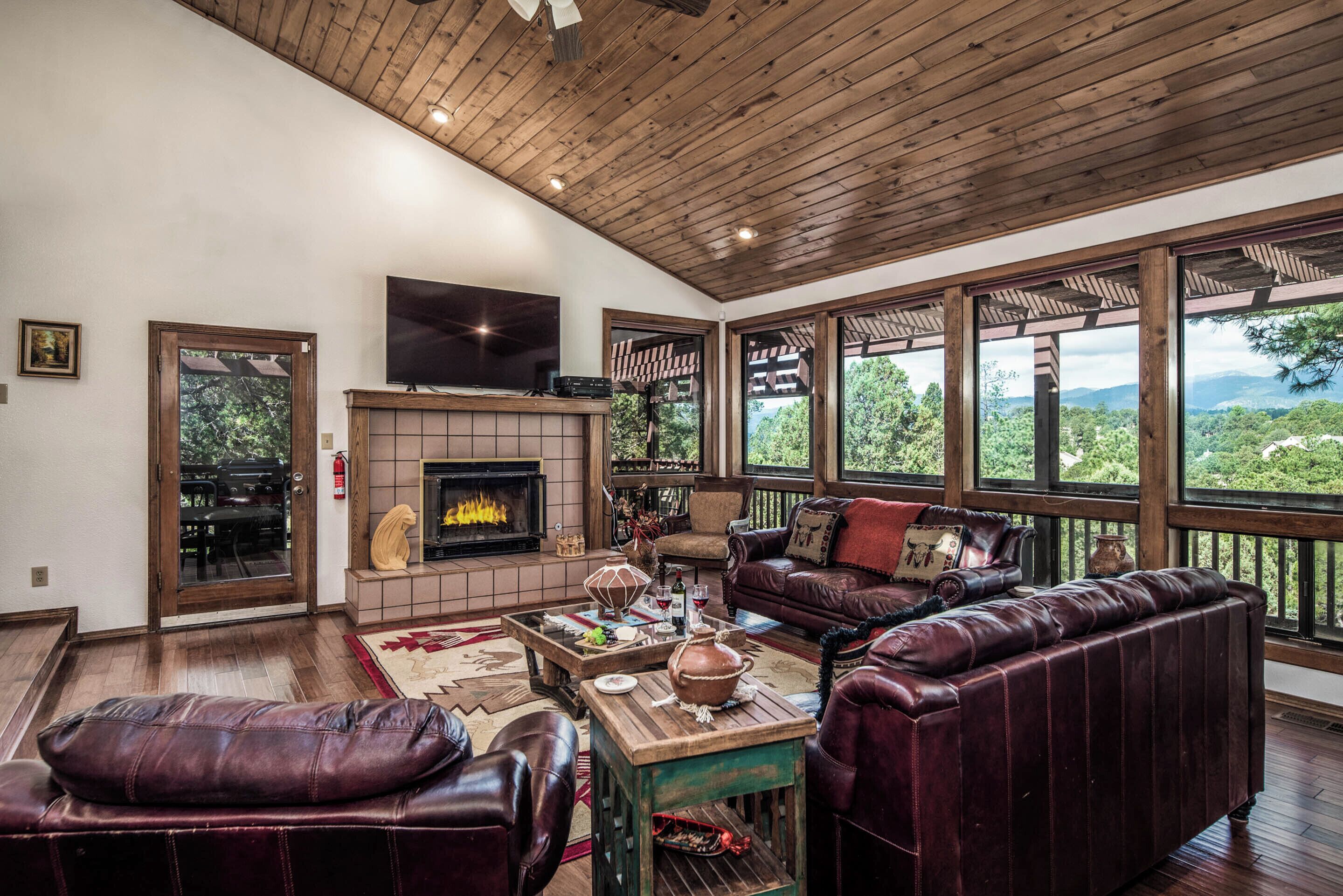 Studio (5 Bedrooms) | Front of property