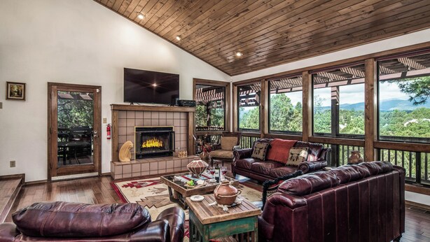 Studio (5 Bedrooms) | Fasade