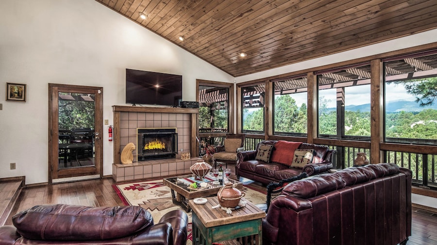 Christi and Don's Nuthouse by Ruidoso Vacation Rentals