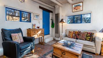 House (1 Bedroom) | Property amenity