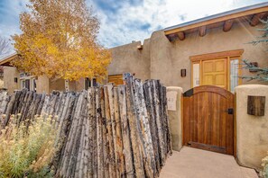 House (2 Bedrooms) | Property amenity - Cowboy Villa by Ruidoso Vacation Rentals (Santa Fe)