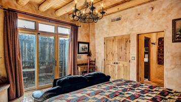 House (2 Bedrooms) | Property amenity