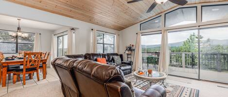 開放式客房 (4 Bedrooms) | 住宿正面