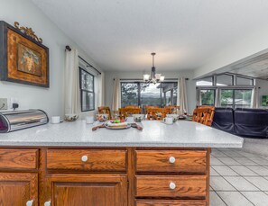 Studio (4 Bedrooms) | Property amenity - Dodson's Double Decker by Ruidoso Vacation Rentals (Ruidoso)