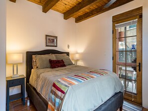 Casa (2 Bedrooms) | Servicio de la propiedad