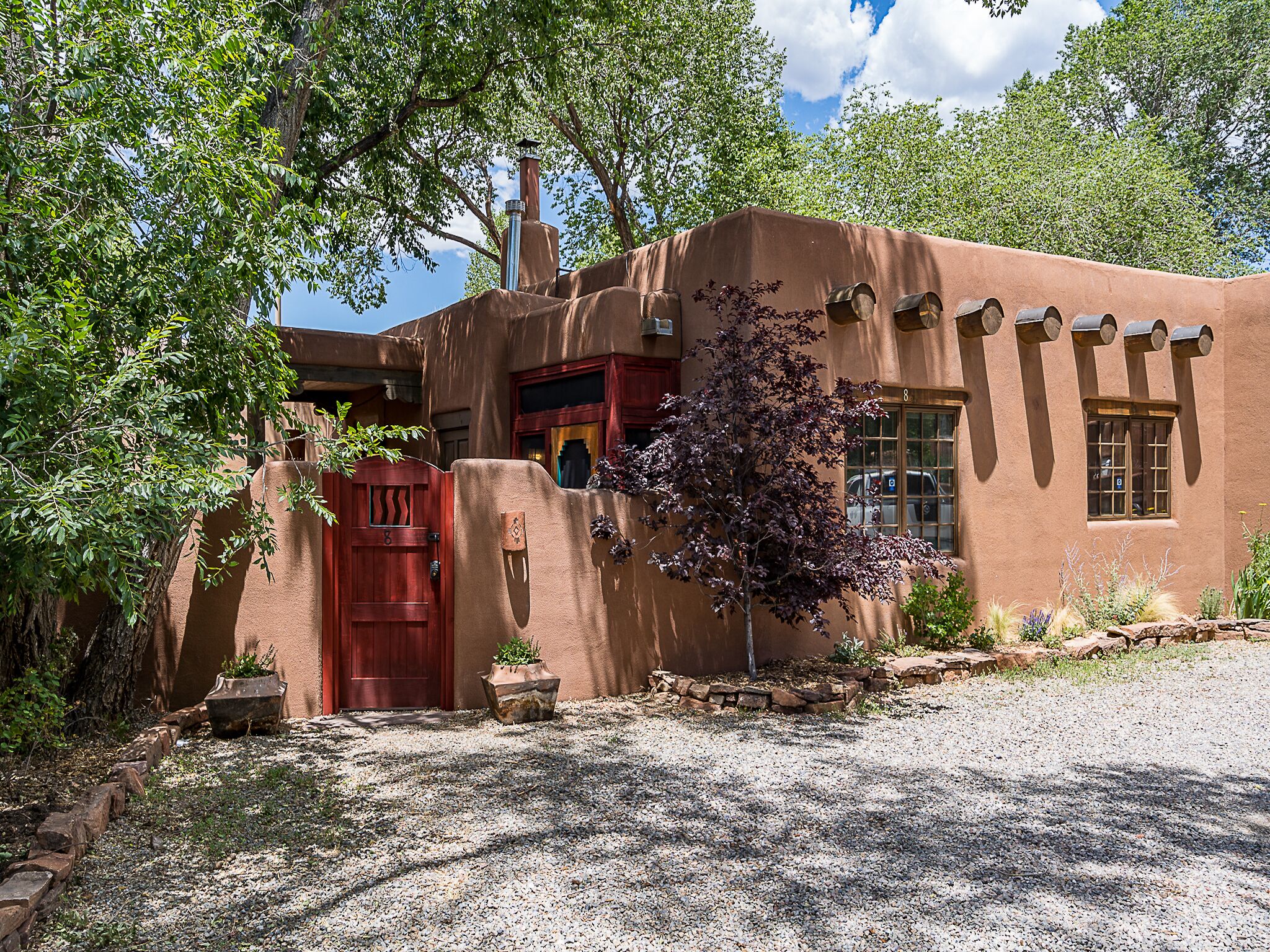 House (2 Bedrooms) | Property amenity