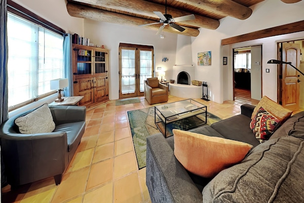 House (2 Bedrooms) | Front of property