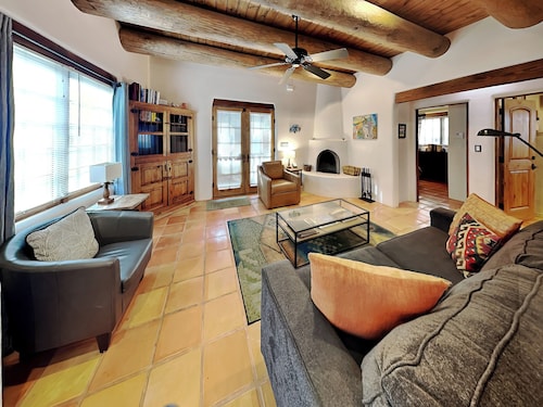 Deseo de Santa Fe by Kokopelli Property Management