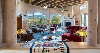 Dorthia Garden Retreat & Views by Kokopelli Property Management