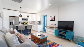 House (2 Bedrooms) | Front of property