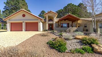 Studio (3 Bedrooms) | Fasilitas properti