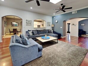 Studio (5 Bedrooms) | Fasilitas properti