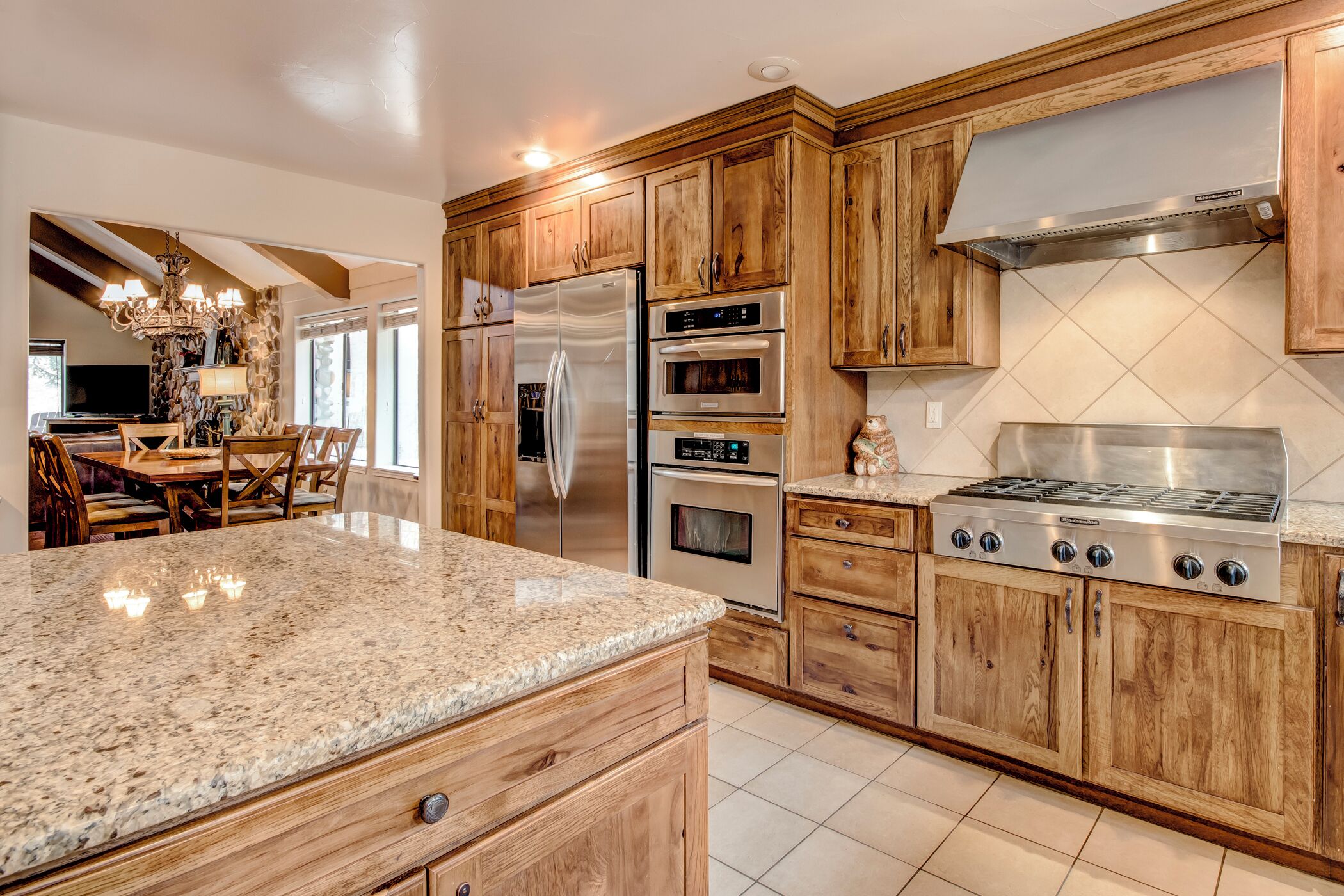 Studio (Multiple Bedrooms) | Property amenity