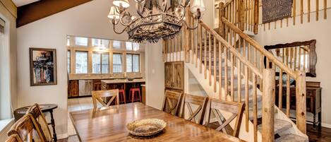 Studio (Multiple Bedrooms) | Équipement de l’hébergement