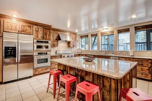 Studio (Multiple Bedrooms) | Property amenity - Eagle Creek Retreat by Ruidoso Vacation Rentals (Ruidoso)