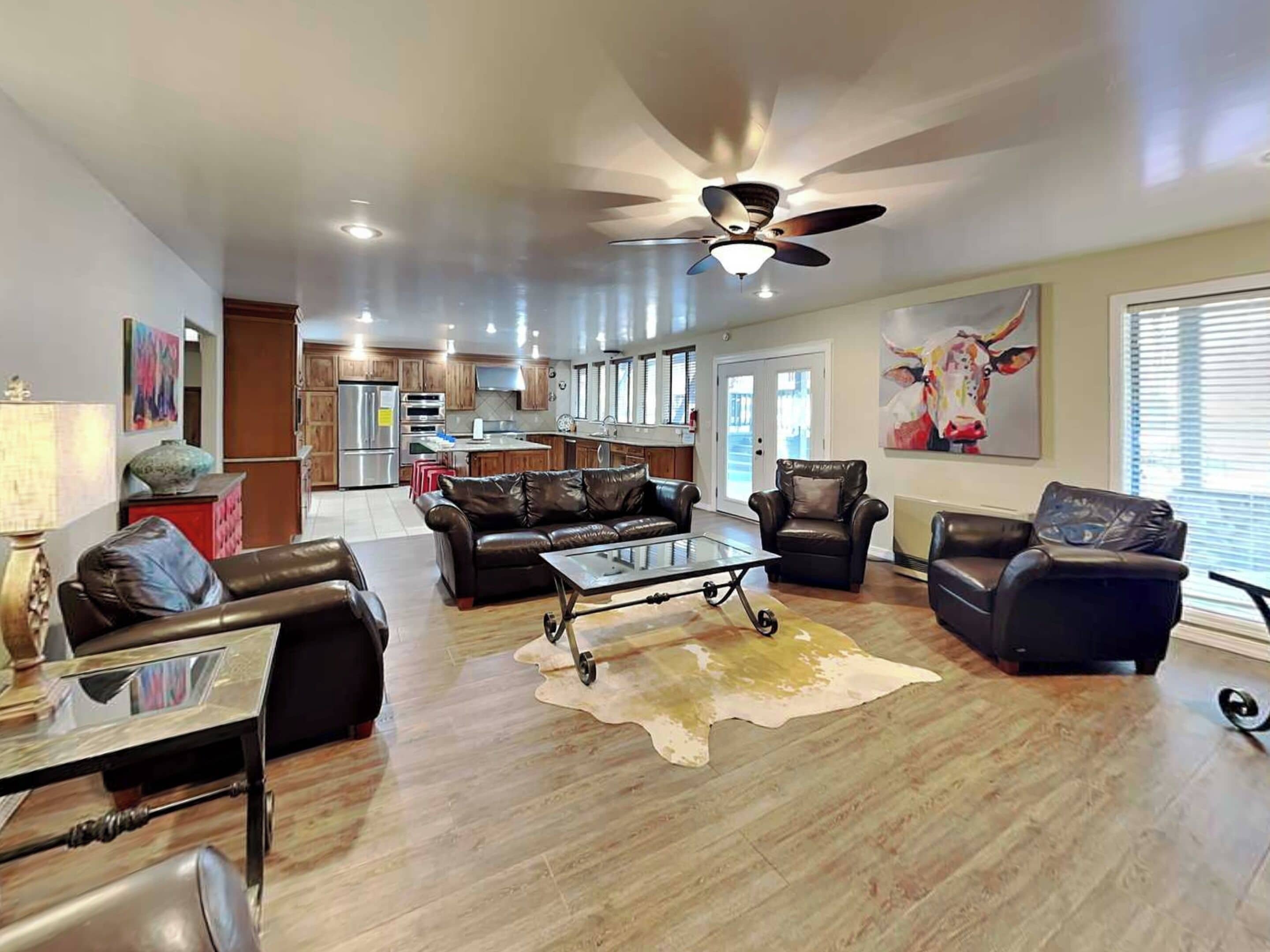 Estudio (Multiple Bedrooms) | Servicio de la propiedad