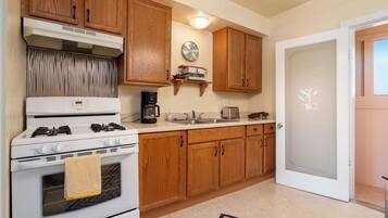 Rumah (2 Bedrooms) | Fasilitas properti