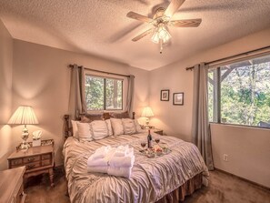 Studio (3 Bedrooms) | Property amenity - Mockingbird Cabin by Ruidoso Vacation Rentals (Ruidoso Downs)