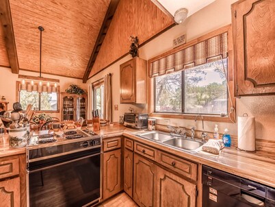Mockingbird Cabin