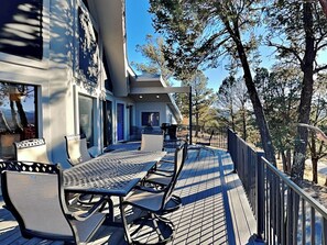 Studio (4 Bedrooms) | Property amenity