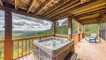 Studio (3 Bedrooms) | Property amenity
