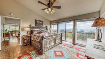 Studio (3 Bedrooms) | Property amenity