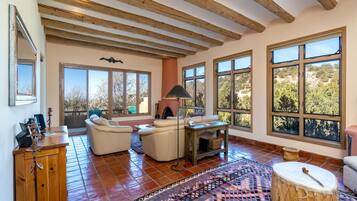 Casa, 3 habitaciones | Vista desde la propiedad