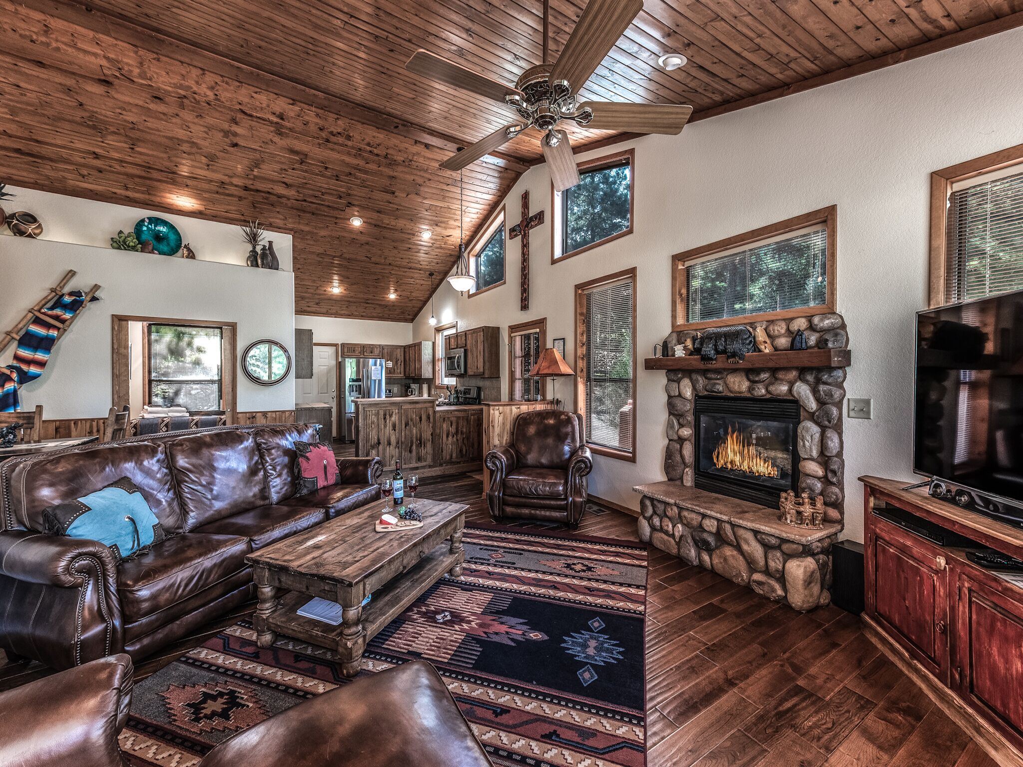 Studio (3 Bedrooms) | Front of property