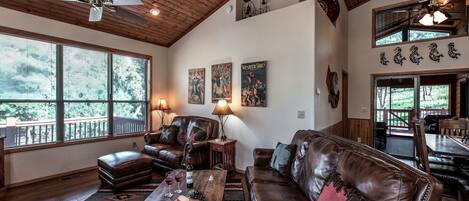 Studio (3 Bedrooms) | Property amenity