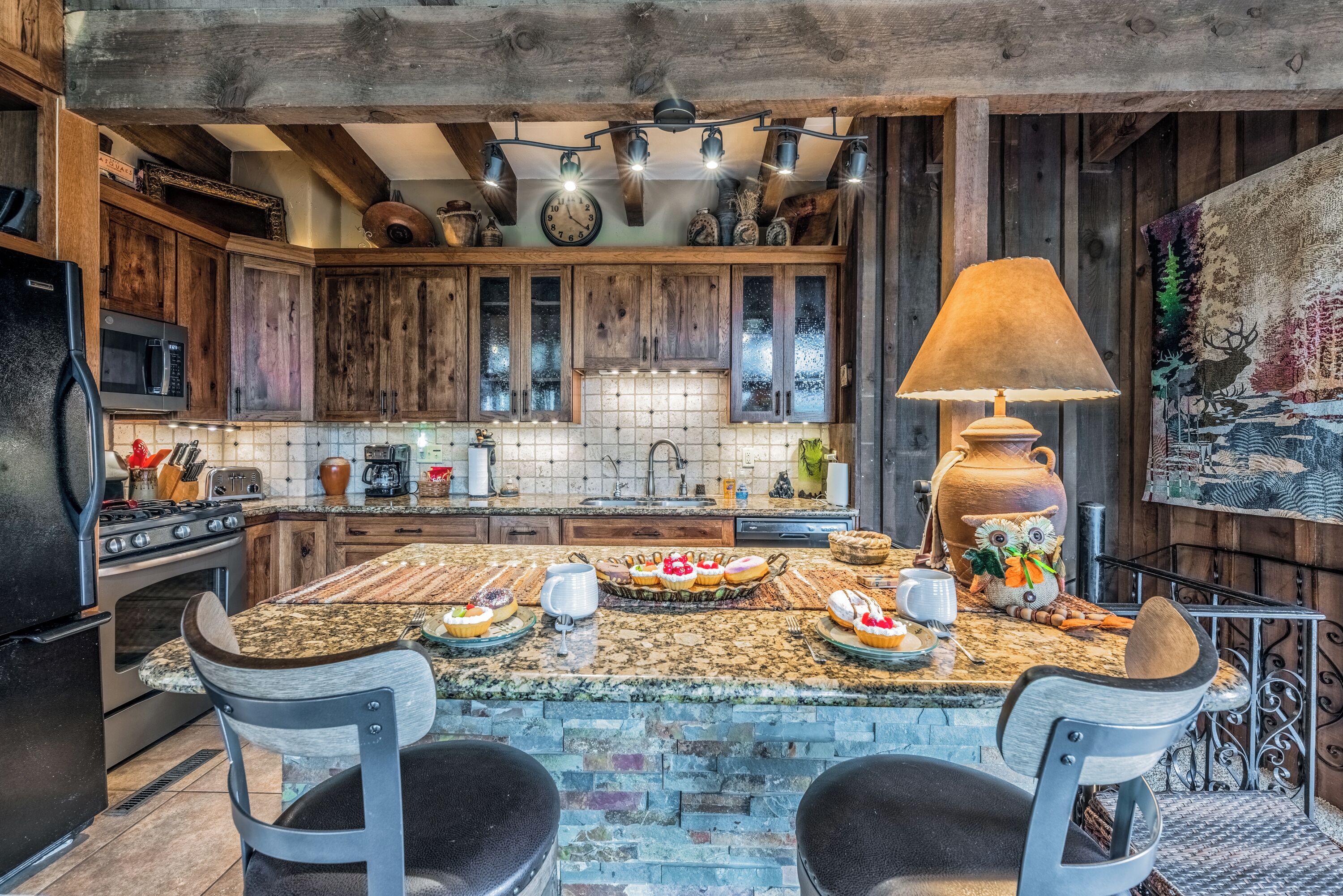 Studio (2 Bedrooms) | Property amenity