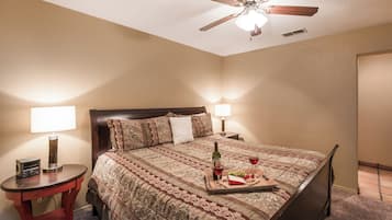 Studio (2 Bedrooms) | Property amenity