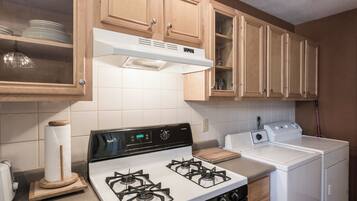 Studio (2 Bedrooms) | Fasilitas properti