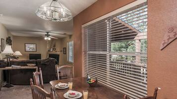 Studio (2 Bedrooms) | Fasilitas properti