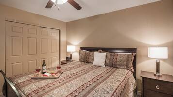 Studio (2 Bedrooms) | Property amenity