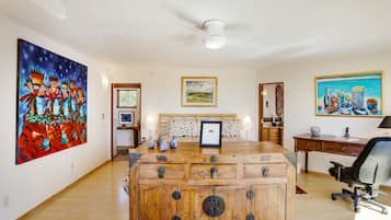 House, 3 Bedrooms | Lobby