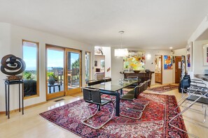 Casa, 3 habitaciones | Restaurantes