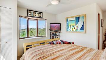 House, 3 Bedrooms | 3 bedrooms, individually decorated, individually furnished, free WiFi