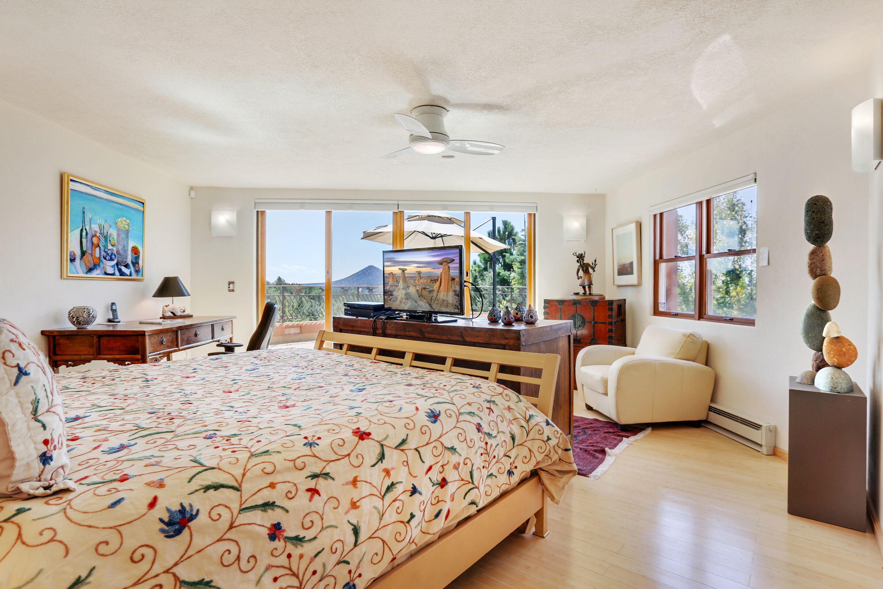 House, 3 Bedrooms | 3 bedrooms, individually decorated, individually furnished, free WiFi