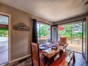 Studio (3 Bedrooms) | Property amenity