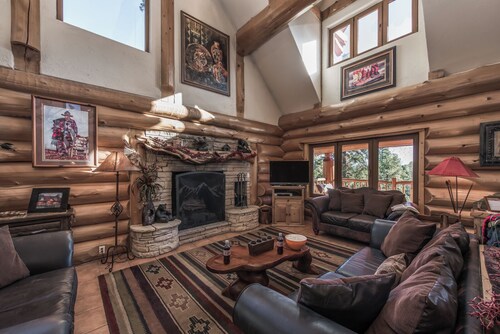 Panther Lodge by Ruidoso Vacation Rentals