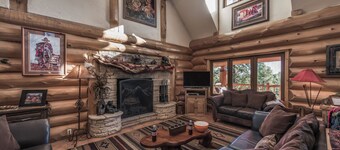 Panther Lodge by Ruidoso Vacation Rentals