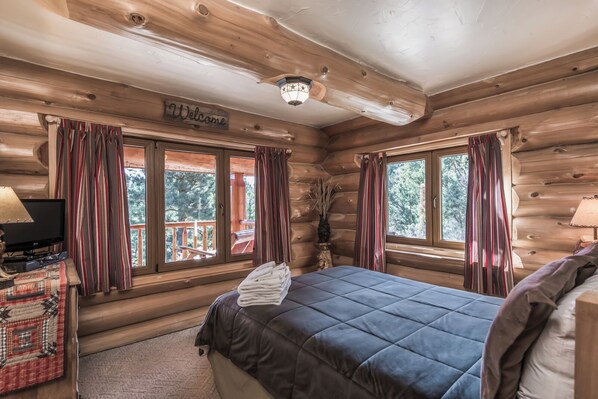 Studio (3 Bedrooms) | Property amenity - Panther Lodge by Ruidoso Vacation Rentals (Ruidoso)