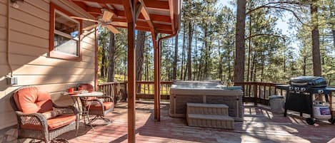 Studio (2 Bedrooms) | Property amenity