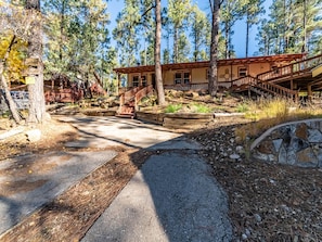 Studio (2 Bedrooms) | Property amenity - Winterfell by Ruidoso Vacation Rentals (Ruidoso)