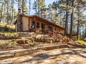 Estudio (2 Bedrooms) | Servicio de la propiedad